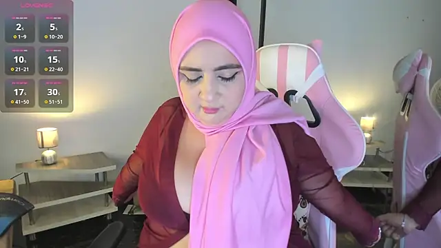 HijabiMilff online show from April 2026 03:19:02 PM