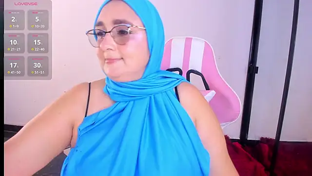 HijabiMilff online show from June 2026 04:38:01 PM