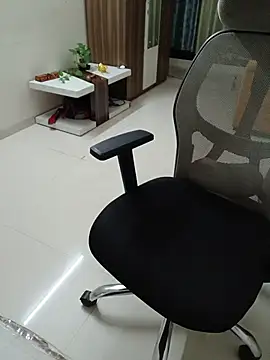 Queenlipx online show from March 2026 02:53:01 PM