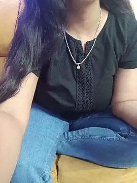 Queenlipx online show from March 2026 02:43:01 PM