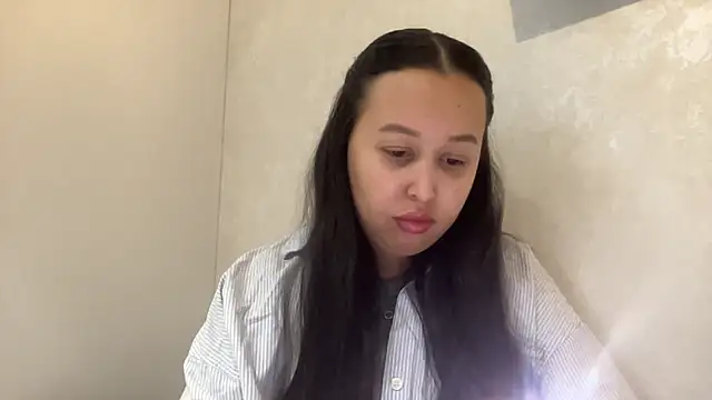 Dana 005 online show from March 2026 08:38:02 PM