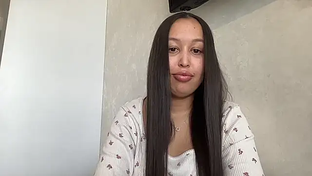 Dana 005 online show from April 2026 12:55:02 PM