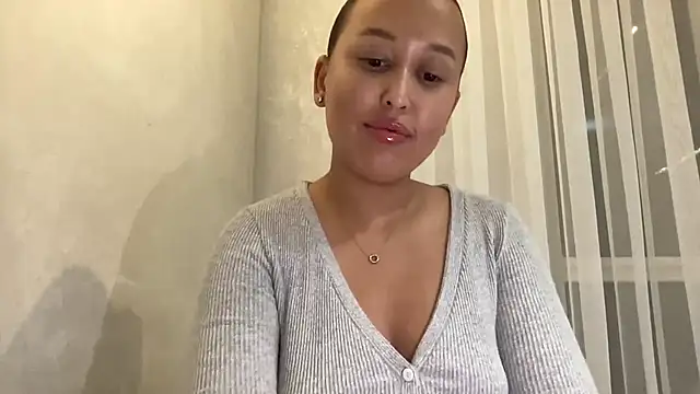 Dana 005 online show from June 2026 09:34:01 PM