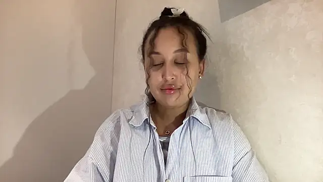 Dana 005 online show from July 2026 08:06:02 PM
