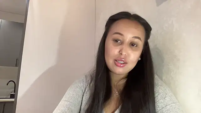 Dana 005 online show from June 2026 07:55:01 PM