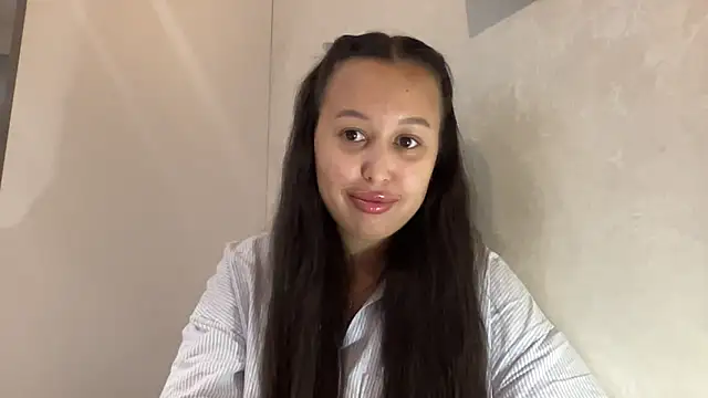 Dana 005 online show from April 2026 08:57:02 PM