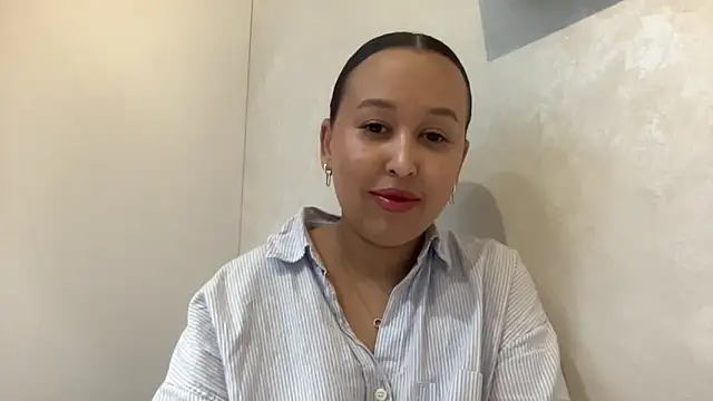 Dana 005 online show from March 2026 08:21:01 PM