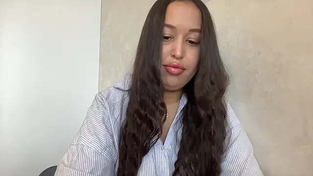 Dana 005 online show from June 2026 03:39:02 PM