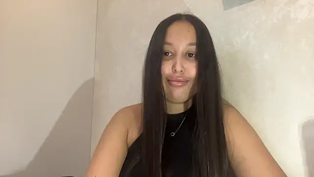 Snapshot of Dana_005 chatting on March 2026 09:44:01 PM Dana 005 online show from March 2026 09:44:01 PM