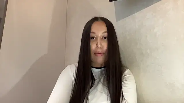 Dana 005 online show from May 2026 10:13:02 PM