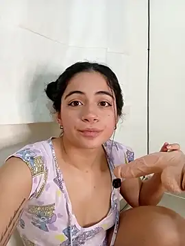 Mariian Zeller online show from April 2026 10:32:01 AM
