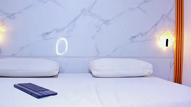 melanie harl online show from February 2026 08:33:02 PM