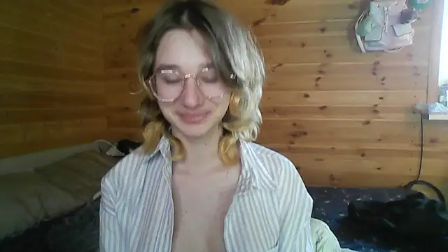 Snapshot of Silva-Tailll chatting on June 2026 04:18:01 PM Silva-Tailll online show from June 2026 04:18:01 PM