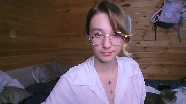 Snapshot of Silva-Tailll chatting on May 2026 05:19:02 PM Silva-Tailll online show from May 2026 05:19:02 PM
