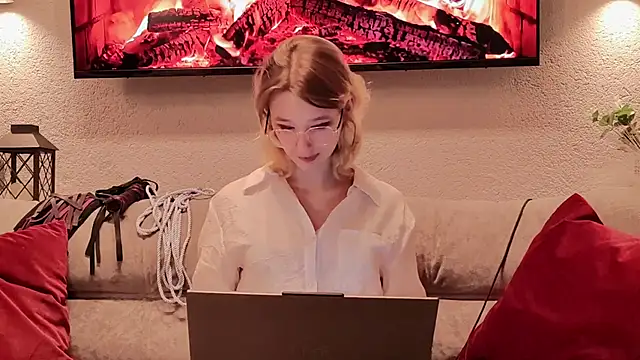 Silva-Tailll online show from April 2026 07:20:02 PM