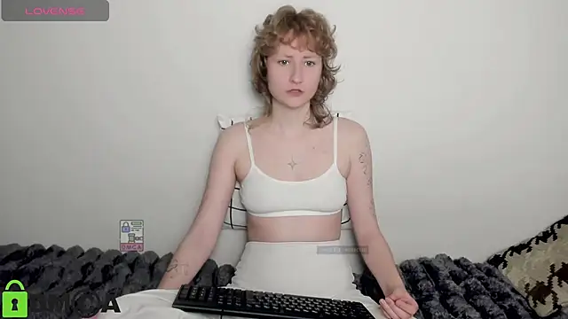 AnnStasia online show from April 2026 02:40:02 PM