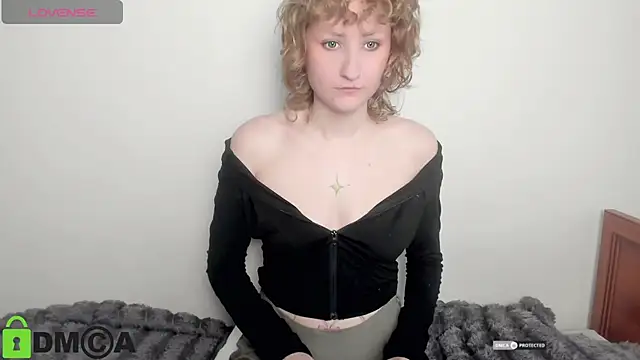 AnnStasia online show from April 2026 03:08:01 PM