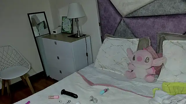JennieRider online show from June 2026 06:03:01 PM