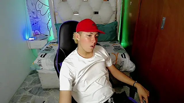 Street poemm  online show from February 2026 04:03:02 AM