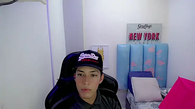 Street poemm  online show from April 2026 09:04:01 PM