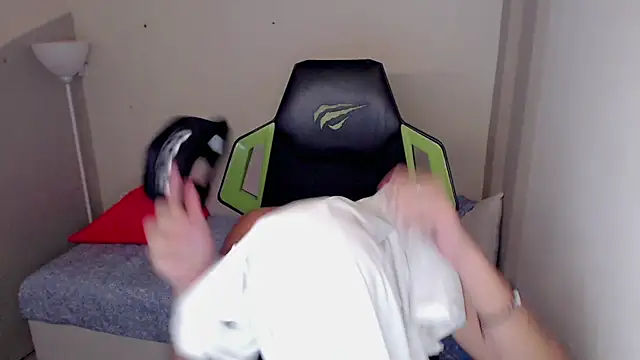 Street poemm  online show from March 2026 09:37:02 PM