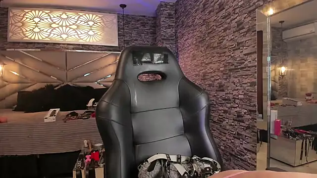 Nicolle Doll  online show from April 2026 02:45:02 PM