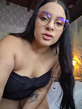 Snapshot of Allice_Evens chatting on May 2026 03:14:02 AM Allice Evens online show from May 2026 03:14:02 AM