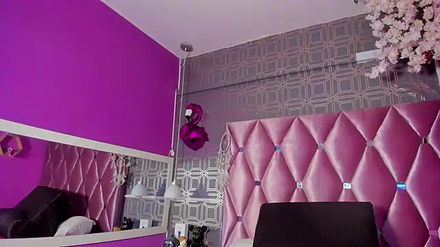 PAU TAFUR online show from March 2026 04:07:02 AM