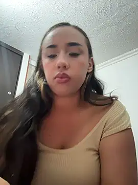 Eyssha online show from February 2026 12:44:02 AM