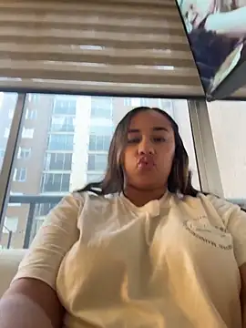 Eyssha online show from March 2026 11:35:01 AM