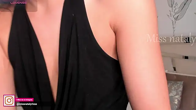 missnataly online show from March 2026 10:51:01 PM