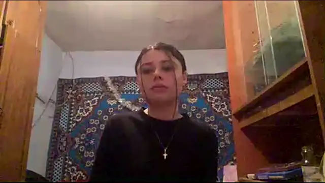 SunnyServano online show from April 2026 01:24:02 PM