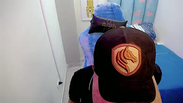 Snapshot of Houston_bby_ chatting on February 2026 08:31:01 PM Houston bby online show from February 2026 08:31:01 PM