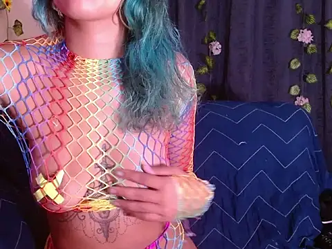 powderblu69 online show from May 2026 06:49:02 PM
