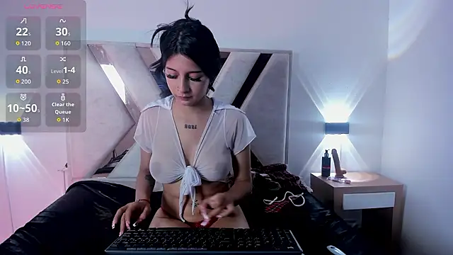 EmilyCranfort online show from February 2026 09:26:02 PM