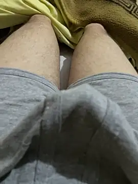 comokalii online show from February 2026 09:59:02 PM