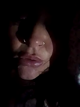 Kandi-kiss online show from April 2026 12:39:01 AM