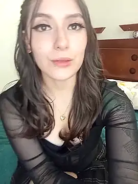 Sweett Karol online show from March 2026 09:17:01 PM