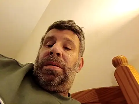 stud2512 online show from April 2026 08:37:02 PM