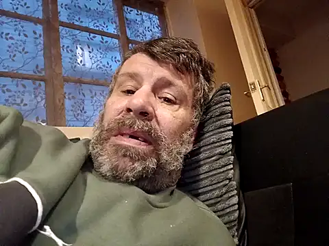 stud2512 online show from April 2026 06:56:02 PM