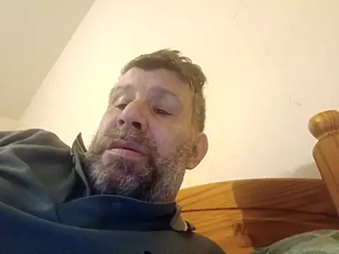 stud2512 online show from March 2026 10:04:02 PM