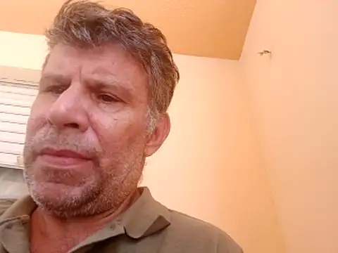 stud2512 online show from June 2026 11:15:01 AM