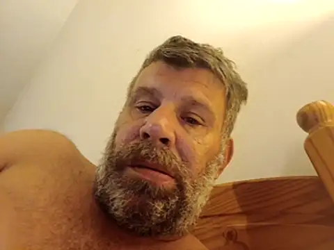 stud2512 online show from May 2026 05:04:02 AM