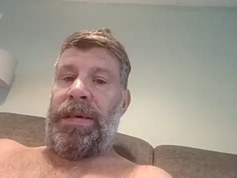 stud2512 online show from May 2026 06:15:01 PM