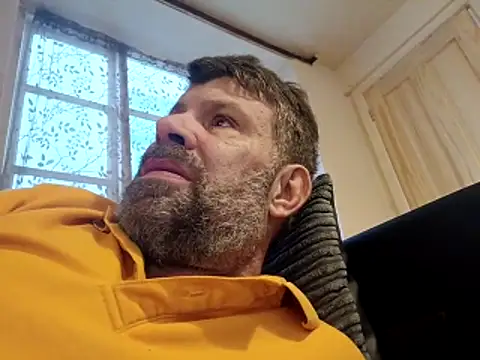 stud2512 online show from March 2026 05:27:02 PM