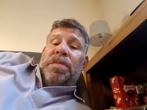 stud2512 online show from May 2026 04:14:01 PM