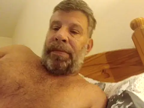 stud2512 online show from May 2026 10:18:01 PM