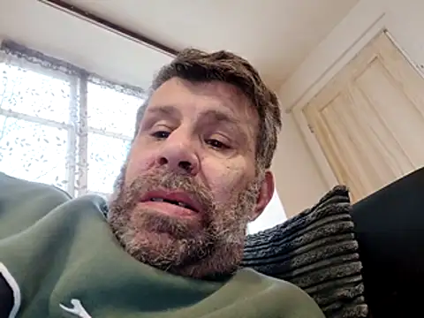 stud2512 online show from April 2026 04:19:01 PM