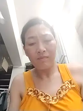 lris-Beauty77 online show from March 2026 04:17:01 PM