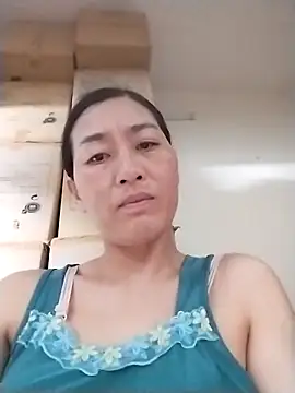 lris-Beauty77 online show from April 2026 09:00:02 PM